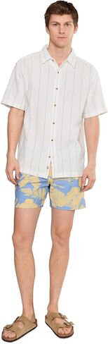 Chubbies The Gold Coasts 5.5" (Classic Lined Swim Trunks) in Saudi Arabia