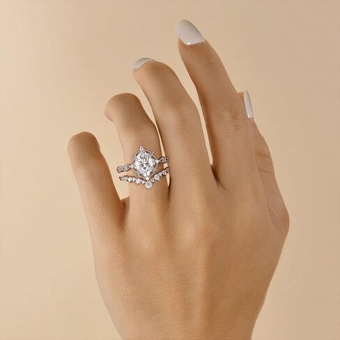 YDD 925 Sterling Silver 1.5ct Oval Moissanite Engagement Rings for Women Bridal Set 2pcs Oval Vine Vintage Inspired V Shaped Wedding Band Anniversary in Kuwait