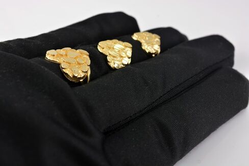 LA BLINGZ 10K Yellow Gold Nugget Diamond-cut Heart Ring (Small) in Kuwait