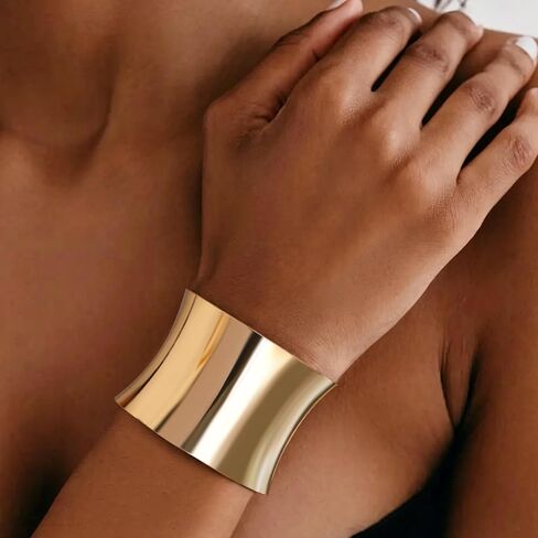 4Pcs Chunky Gold Cuff Bracelects for Women Gold Bangles Irregular Minimalist Statement Bangle Bracelets Set Open Wide Bangle Upper Arm Cuff Jewelry in Kuwait
