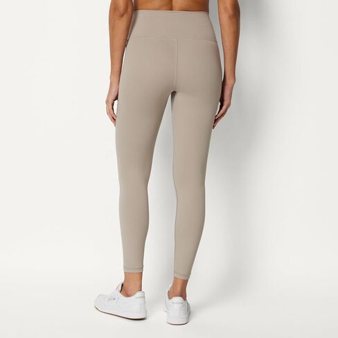 Amazon Essentials Women's Formflex High Rise Buttery Soft 7/8 Length Yoga Legging with 25" Inseam in Kuwait