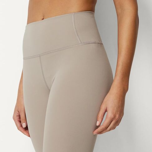 Amazon Essentials Women's Formflex High Rise Buttery Soft 7/8 Length Yoga Legging with 25" Inseam in Kuwait
