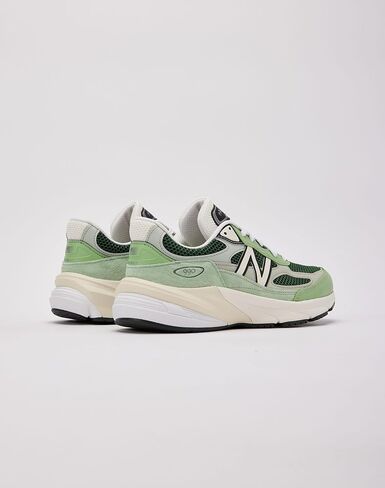 New Balance Made in USA 990v6 (Green) Size 9.5 in Kuwait