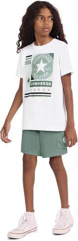 طقم ملابس مكون من قطعتين من تي شيرت برسوم جرافيك وسروال قصير من الصوف للأولاد من Converse in Kuwait