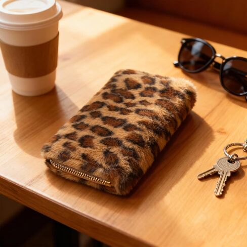 Leopard Print Fuzzy Clutch Wallet - Plush Faux Fur Handbag with 5 Bill Compartment, 8 Card Slots & Zipper Coin Pocket, Durable Scratch Prevention Multi-Pocket Handle Purse for Women (Brown) in Kuwait