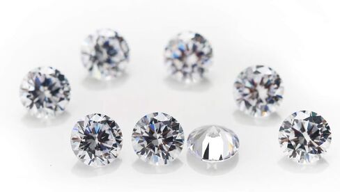 0.5ct Tiny Size Moissanite Stone White D Color Round Brilliant VVS1 Small Size Loose Moissanite Gemstone for Custom Diamond Jewely 1.0-3.5mm in Saudi Arabia