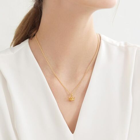 CHOW SANG SANG 999.9 24K Gold Essence Princess Crown Pendant for Women 89030P Price-by-Weight 2.62g Gold in Kuwait