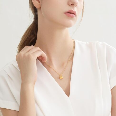 CHOW SANG SANG 999.9 24K Gold Essence Princess Crown Pendant for Women 89030P Price-by-Weight 2.62g Gold in Kuwait