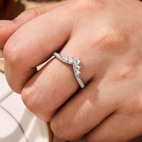 Moissanite Vintage Crown Eternity Rings Curved Wedding Bands for Women Stackable D Color VVS1 White Gold Plated Silver in Saudi Arabia