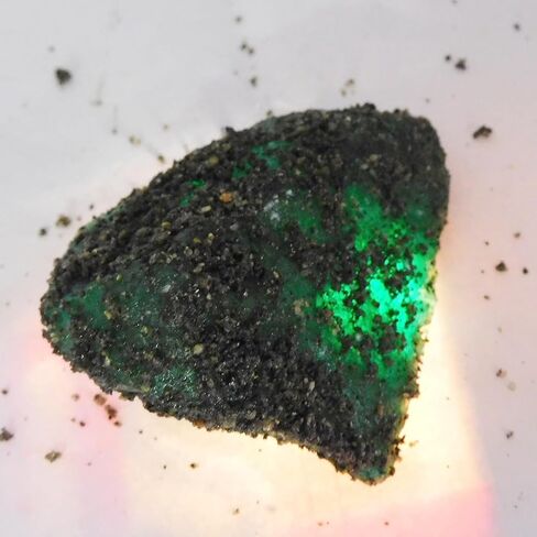 60-70 Ct Natural Colombian Green Emerald Rough Certified Loose Gemstone Best Gift For Gems Lovers | in Saudi Arabia