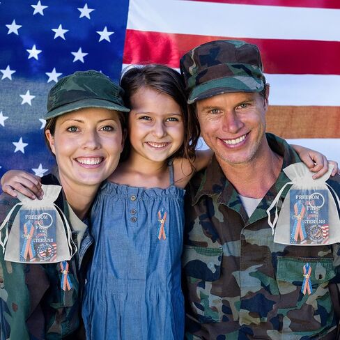 Memorial Day Gifts Set - 200P Veterans Day American Flag Satin Awareness Patriotic Ribbon Pins USA Keychain with Inspirational Card Star Patch Organza Bag Appreciation Retirement Party Supplies in Saudi Arabia