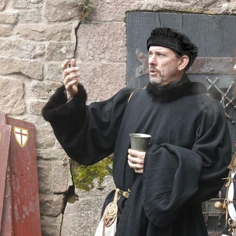 قبعة KUOIN Renaissance للرجال من العصور الوسطى من الجلد السويدي الصناعي Beret Ren Faire زي إكسسوار للنساء in Kuwait