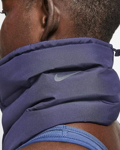 وشاح خفيف الوزن للنساء من Nike Aeroloft City Ready (أزرق (CD5908-498)/فضي، مقاس واحد) in Kuwait