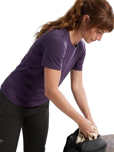 Arc'teryx Lana Merino Wool Crew SS Women's | Light, Merino Blend Tee for Every Mountain Activity in Kuwait