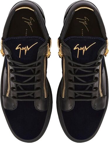 Giuseppe Zanotti Kriss in Kuwait