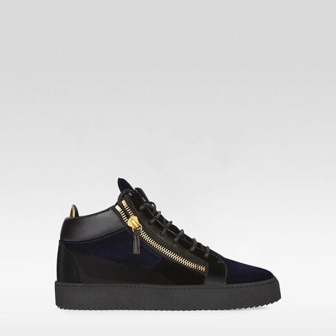 Giuseppe Zanotti Kriss in Kuwait