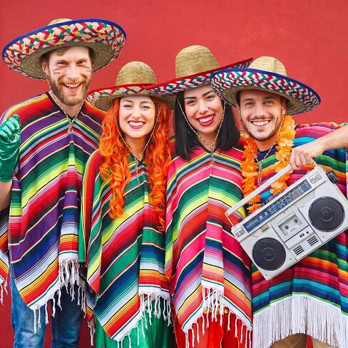 Chicingyou 8 Pcs Mexican Poncho and Sombrero Set Mexican Sombrero Hat with Colorful Serape Trim Chinstrap for Cinco De Mayo in Kuwait