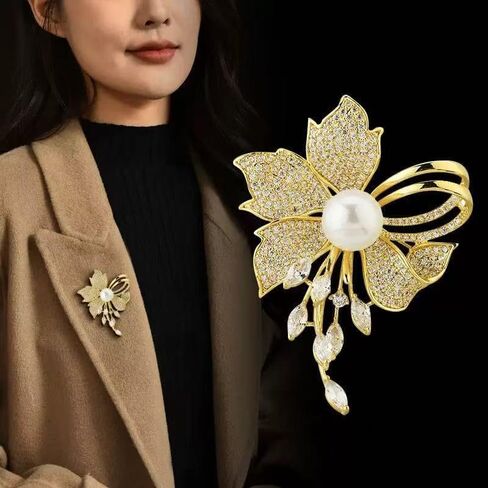 Golden Pearl Flower Brooch for Women, Crystal Floral Pin with Dangle Rhinestones, Elegant Wedding Dress Scarf Coat Brooch, Fashion Jewelry Accessory in Kuwait