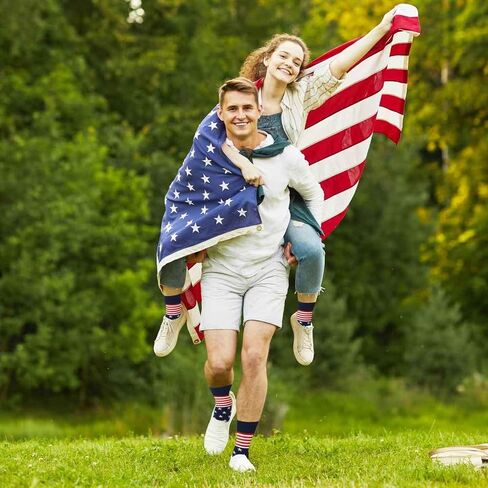 2 Pack American Flag Socks for Men Women 4th of July Red White and Blue USA Socks Patriotic Sock in Kuwait