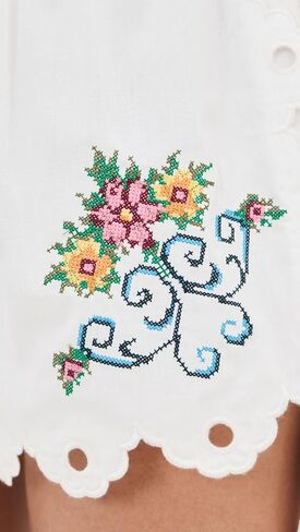 MOON RIVER Women's Scallop Floral Embroidered Shorts in Kuwait