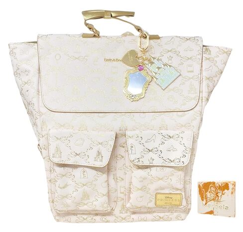 Bath & Body Works Limited Edition Princess Collection Backpack with a Peach Gardenia Sample Soap in Kuwait