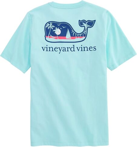 تي شيرت للأولاد من Vineyard Vines للأولاد على شكل قارب شجرة النخيل ذات المناظر الطبيعية الخلابة بأكمام قصيرة وجيب in Kuwait