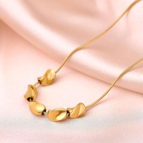 Twisted Five-bead Sliding Necklace Geometric Shape Necklace Titanium Steel Material Twisted Short Bead Series Necklace Gift For Women Girls Mothers and Friends Suitable for Daily Matching in Saudi Arabia