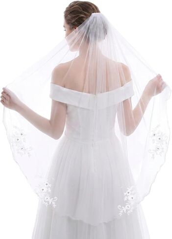 1 Pc White Short Bridal Veil with Comb, 33.5 Inch Polyester Tulle Wedding Veil, Floral Edge Lace Veils for Bride, Elegant Headwear for Wedding Party Shower (White) in Kuwait