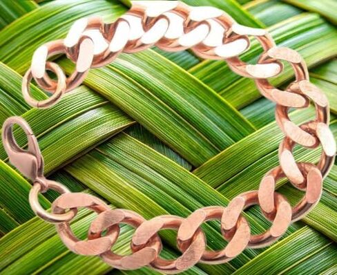 Copper bracelet CB639G. 5/8 of an inch wide. (10) in Saudi Arabia