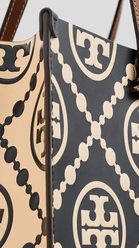 حقيبة Tory Burch النسائية ذات الحروف T Monogram المنقوشة بلون مغاير in Kuwait
