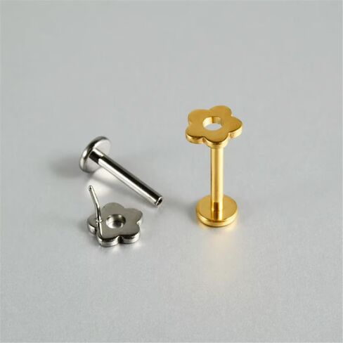 16G Cute Small Flower Cartilage Flat Back Earrings Studs Threadless F136 Titanium Conch Helix Tragus Lip Medusa Piercing Jewelry for Women in Kuwait