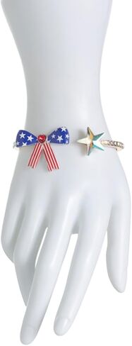 سوار Betsey Johnson Americana المفصلي، ذو لون ذهبي، ونجوم وخطوط مع سحر نجمة كريستال in Kuwait