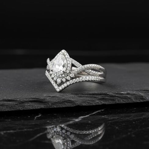 1.5 Carat Moissanite Engagement Ring Set for Women 925 Sterling Silver 18k Gold Plated Pear Cut Moissanite Wedding Ring Set VVS1 Clarity D Color Bridal Set Rings in Saudi Arabia