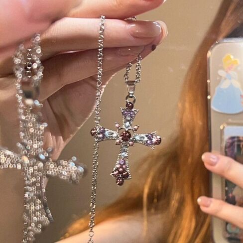 Love Heart Necklaces Y2K Diamond Cross Necklace Gifts Gothic Collarbone Chain Women in Kuwait