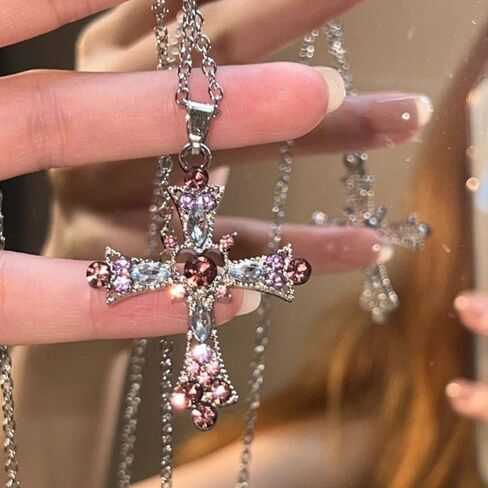 Love Heart Necklaces Y2K Diamond Cross Necklace Gifts Gothic Collarbone Chain Women in Kuwait