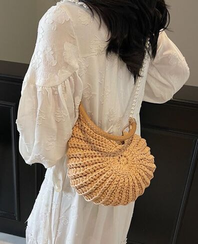 Crochet Seashell Bag for Women - Handmade Beachy Shoulder Purse with Pearl Chain, Woven Shell Crossbody Handbag for Summer Vacation and Beach Trips, Unique Gift in Saudi Arabia