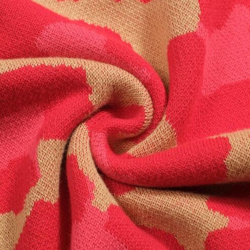 قمصان بولو نسائية من OXKNIT بأكمام قصيرة، طباعة الفهد الرجعية من الستينيات باللون الأحمر على شكل حرف V مع سحاب ربع in Kuwait