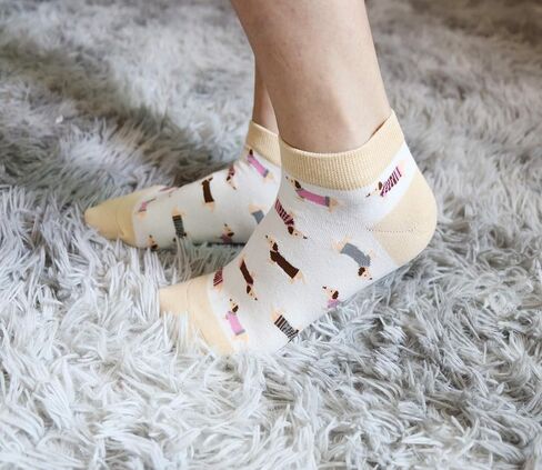 Women's Haute Dachshund Dog Socks Casual Crew Socks Animal Cute Socks Gifts for Women in Saudi Arabia