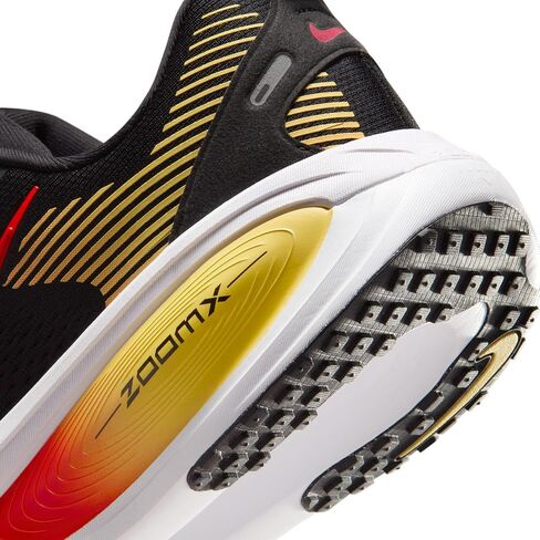 حذاء الجري Nike Vomero 18 للرجال (أسود/قرمزي فاتح/ذهبي توباز/قرمزي ساطع) in Kuwait
