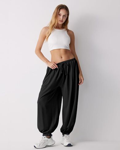 MOOSLOVER Women Pleated Balloon Pants Elastic Waist Baggy Harem Pant Comfy Loose Casual Workout Pants with Pockets in Kuwait