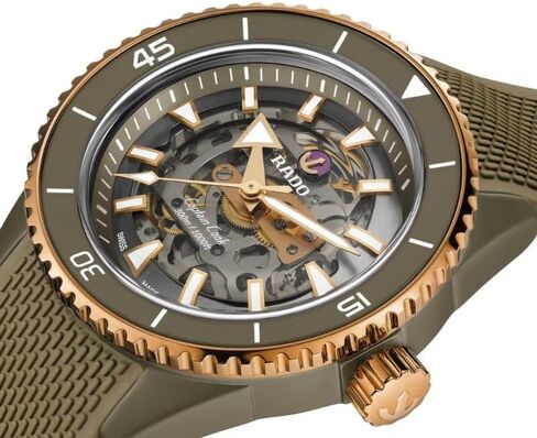 Rado - Captain Cook - Men's Automatic Swiss Watch - 43mm Grey Dial - Green Rubber & High-Tech Ceramic Bracelet - R32150168 in Kuwait
