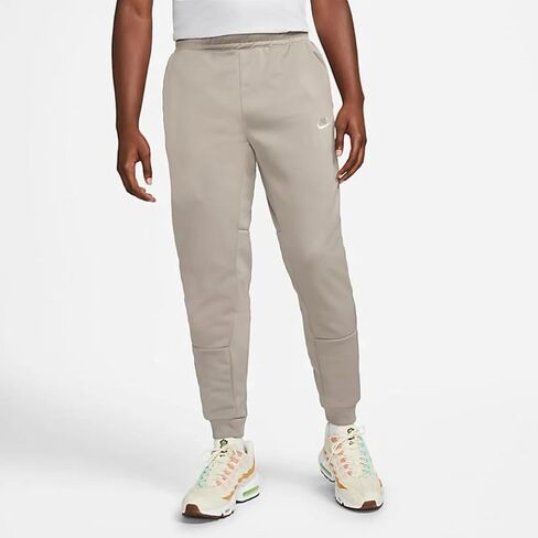 Nike Men's Tech Tribute Pants in Kuwait