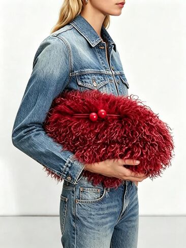 Women Faux Fur Kisslock frame pouch bag winter warm red bag clasp clutch bag with chain crossbody in Saudi Arabia
