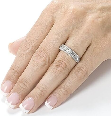 Kobelli Round and Baguette Cut Diamond Band 5/8 carat (ctw) in 14K White Gold in Kuwait