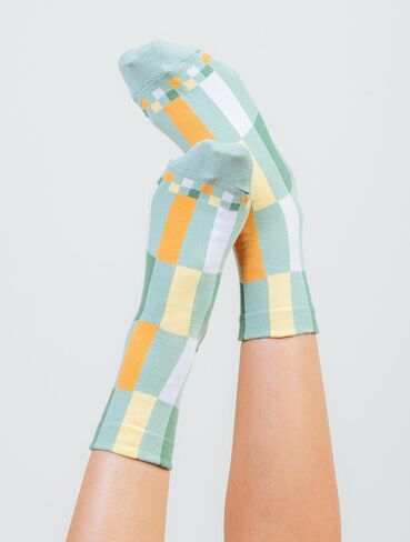 Premium Women's Fashion Socks - 5 Pairs Set Crew Socks Solid Colorful Printed Size 6-11 Soft Long Basic Socks in Saudi Arabia