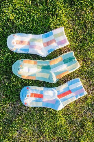 Premium Women's Fashion Socks - 5 Pairs Set Crew Socks Solid Colorful Printed Size 6-11 Soft Long Basic Socks in Saudi Arabia