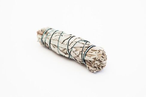 Organic California White Sage Smudge Bundles (Pack of 1) in Saudi Arabia
