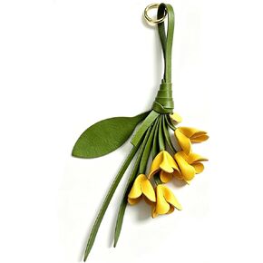 Flower Bag Charms for Tote Bags Cute Purse Charms for Handbags Leather Leaf Flower Keychain Boho Accessories in Saudi Arabia