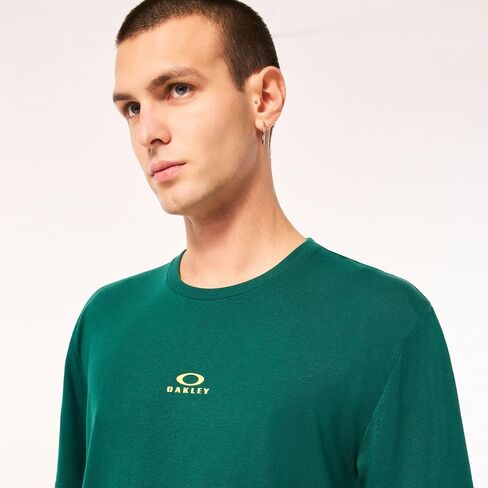 Oakley Men's Shirt in Kuwait