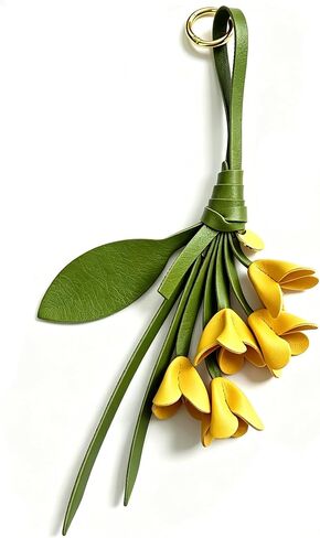 Flower Bag Charms for Tote Bags Cute Purse Charms for Handbags Leather Leaf Flower Keychain Boho Accessories in Saudi Arabia